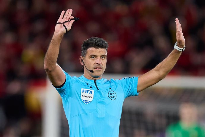 Archivo - Jesus Gil Manzano reacts during the LaLiga EA Sports match between RCD Mallorca and FC Barcelona at Son Moix on December 3, 2024, in Palma, Spain.