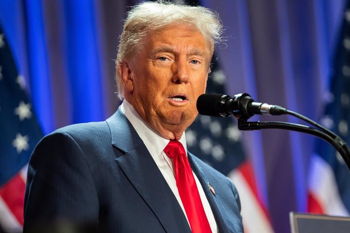 Archivo - November 13, 2024, Washington, District Of Columbia, USA: United States President-elect Donald J. Trump speaks during a meeting with House Republicans at the Hyatt Regency Hotel in Washington, DC on November 13, 2024