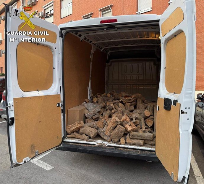 Cuatro detenidos por robar leña de una finca de Villarejo de Salvanés