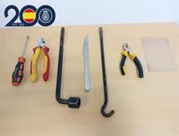 Detenidos en Murcia dos individuos por robos en centros educativos y vehículos estacionados en garajes