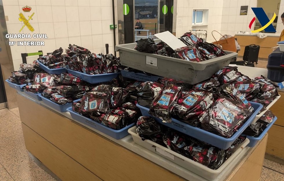 Tabaco de mascar intervenido en el aeropuerto de Barcelona