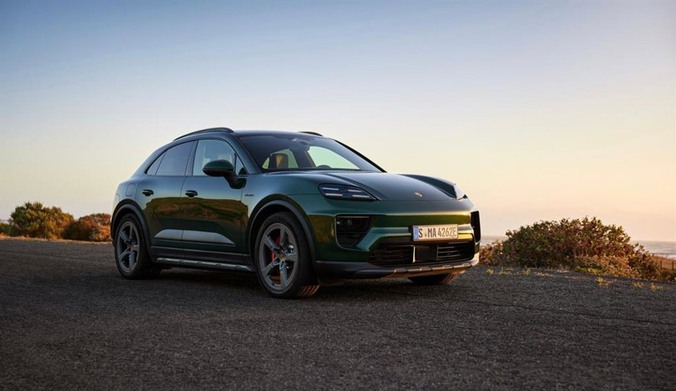 Porsche entrega 310.718 unidades en 2024, un 3% menos, debido a caídas en China del 28%.