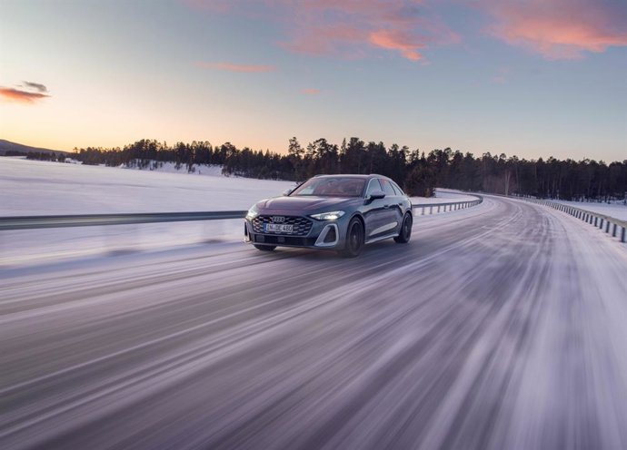 Audi S5 Avant en la nieve.