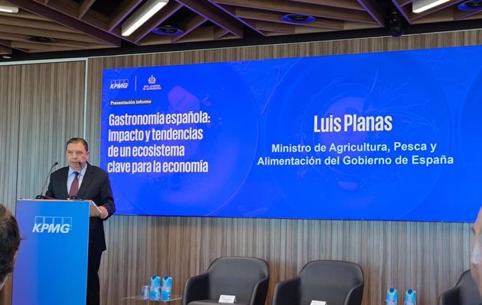 El ministro de Agricultura, Pesca y Alimentación, Luis Planas,