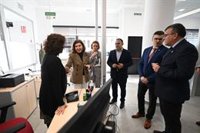 Empleo invertirá más de 3,3 millones en dos años en mejorar la red de oficinas del SAE en Granada