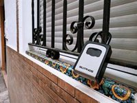 Entra en vigor este martes la prohibición de inscribir nuevas viviendas turísticas en 43 barrios de la ciudad de Málaga