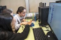 Alumnos de cinco colegios e institutos de Camargo se forman en cultura emprendedora