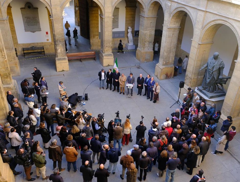 Archivo - Reciente rueda de prensa de los rectores de las universidades públicas andaluzas reclamando la financiación acordada con la Junta,