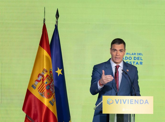 El presidente del Gobierno, Pedro Sánchez, interviene durante el foro 'Vivienda, quinto pilar del Estado del Bienestar', organizado por el Ministerio de Vivienda y Agenda Urbana, este lunes.