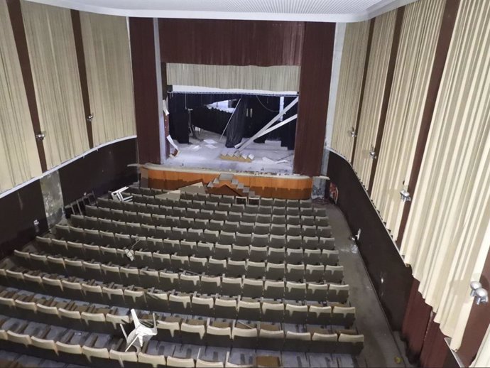 El Ayuntamiento de Puertollano vincula la reforma interior del histórico teatro-cine de El Poblado al "apoyo institucional".