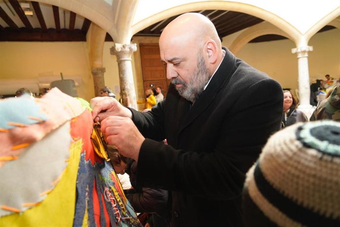 El alcalde de Palma, Jaime Martínez, participa en el taller comunitario 'Habitar el Conflicto', de Ela Fidalgo, que se inaugurará el 20 de enero