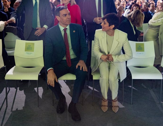 El presidente del Gobierno, Pedro Sánchez, durante el foro 'Vivienda, quinto pilar del Estado del Bienestar', organizado por el Ministerio de Vivienda y Agenda Urbana, en el Museo del Ferrocarril, a 13 de enero de 2025, en Madrid (España).