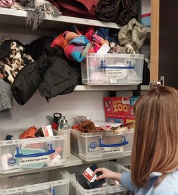 Imagen de objetos perdidos en autobuses de la EMT de València.