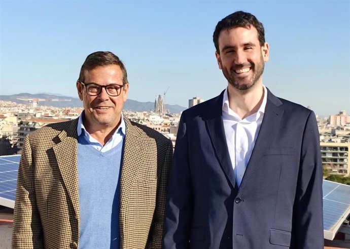 Miguel Fandiño, subdirector general de Nexus Energía, y Jesús Martín-Angulo, responsable de la unidad de negocio de comercialización en España