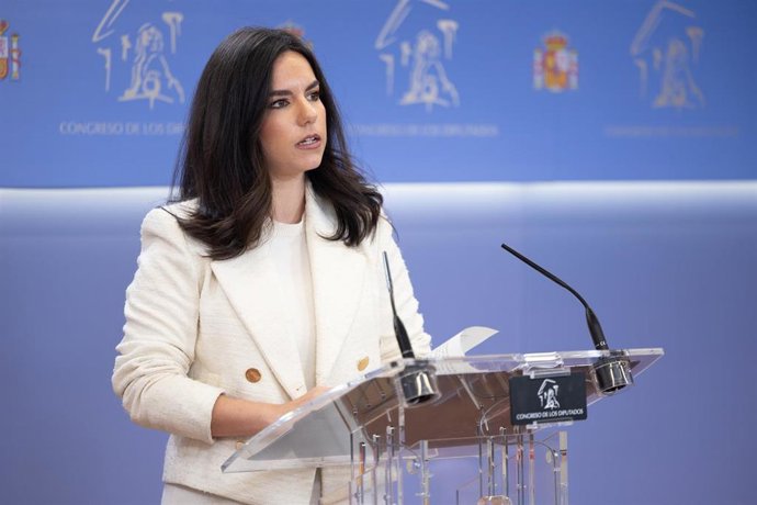 La portavoz de VOX en el Congreso, Pepa Millán, durante una rueda de prensa, en el Congreso de los Diputados, a 9 de enero de 2025, en Madrid (España).