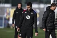 Iñigo Martínez estará unas 4 semanas de baja por una rotura en el muslo