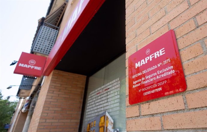 Archivo - Una oficina de Mapfre, a 26 de julio de 2024, en Madrid (España).  