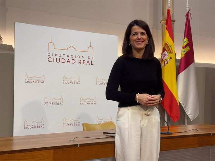 La vicepresidenta quinta de la Diputación y encargada del Área de Impulso Sociocultural y Turístico, María Jesús Pelayo.