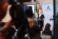 La Junta acusa a Montero de un "perjuicio" de 76 millones a Andalucía por el reparto del impuesto a la banca en 2025