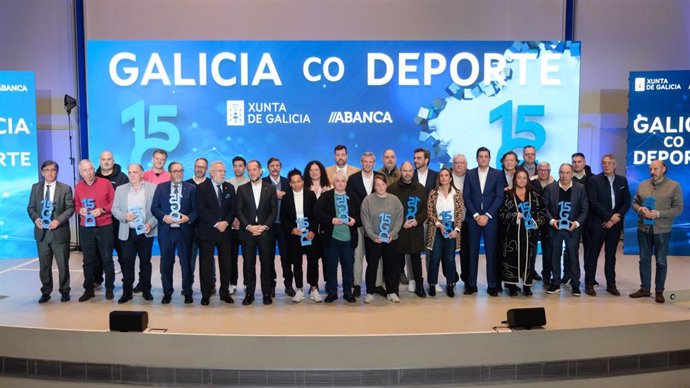 Acto de renovación del convenio para la financiación del Plan de Patrocinio de Equipos gallegos de Alta Competición entre Abanca y la Xunta.