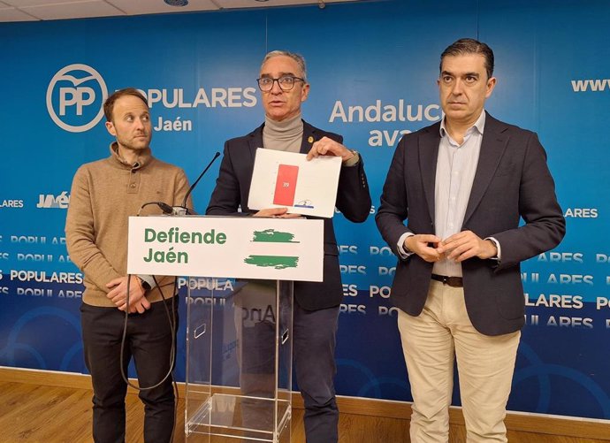 Luis Mariano Camacho durante la rueda de prensa