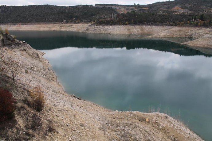 Archivo - EMBALSE DE ENTREPEÑAS, AGUA, SEQUÍA, EMBALSES, BUENDÍA