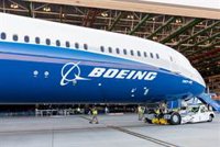 Boeing entregó 348 aviones en 2024, su peor cifra desde 2021 por recortes en producción y huelga de 53 días