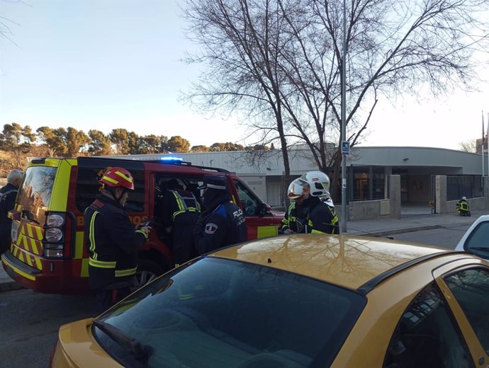 El humo de unos cables quemados en un colegio de Educación Especial de Valdemoro obliga a suspender las clases