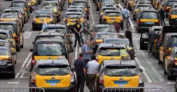 Élite Taxi convoca un paro del sector y marchas lentas en las rondas de Barcelona el 29 de enero