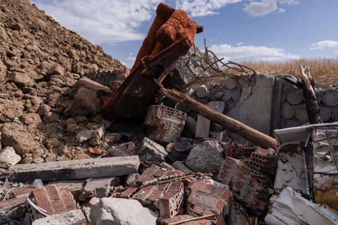 Material abandonado en la Cañada Real