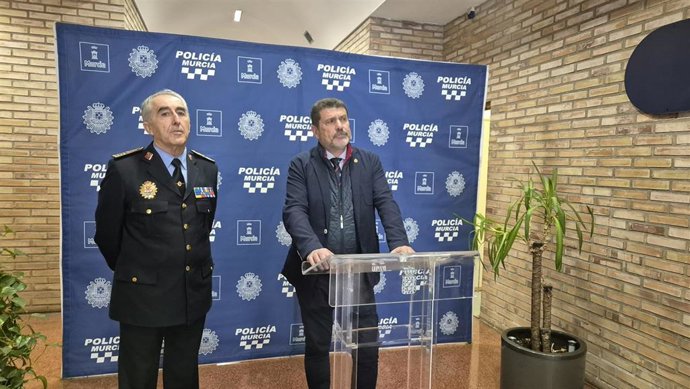 El concejal Fulkgencio Perona anuncia el refuerzo en Policía Local