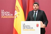 López Miras anuncia un decreto ley para construir vivienda protegida a precios "asequibles" en suelo público