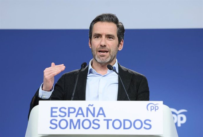 El portavoz del PP, Borja Sémper, durante una rueda de prensa posterior al Comité de Dirección del PP, en la sede del partido, a 13 de enero de 2025, en Madrid (España). 