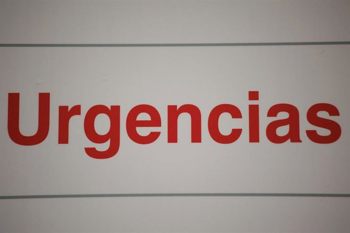 Archivo - Un cartel de Urgencias en un Hospital.