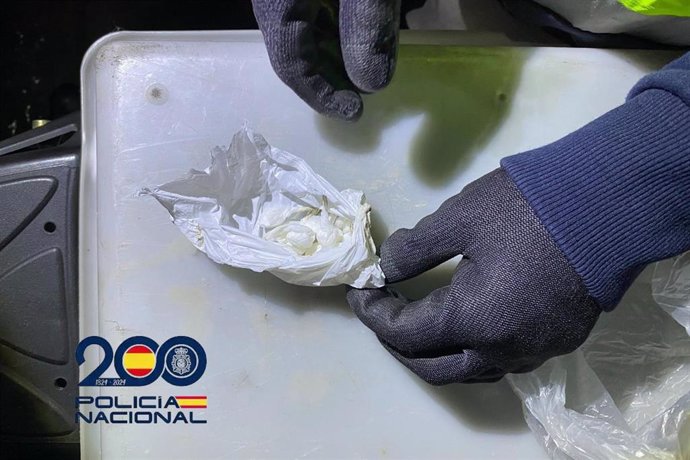 Cocaína hallada en un domicilio de Algeciras, donde se ubicaba un punto de venta de droga ya desmantelado.