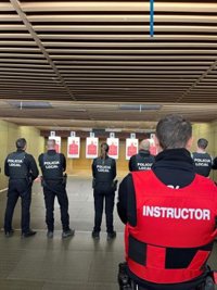 La Comunidad coordina un dispositivo para que los policías locales realicen prácticas de tiro