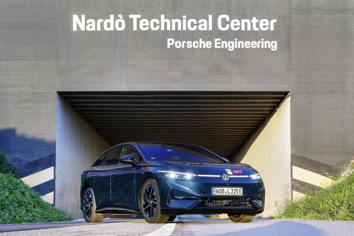 Archivo - El ID.7 Pro S recorre 941 kilómetros con una sola carga de batería en una prueba de eficiencia en Italia.