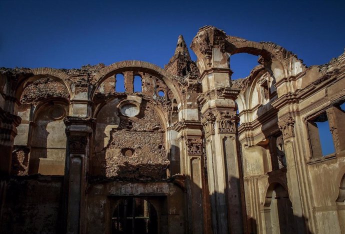 Interior del convento de San Rafael de Belchite.