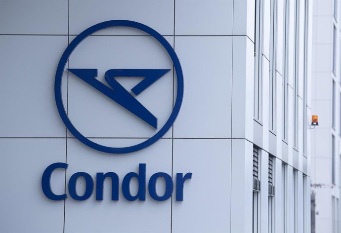 Archivo - FILED - 24 January 2020, Hesse, Frankfurt/Main: The Condor logo on an airline building at the airport. Photo: Boris Roessler/dpa