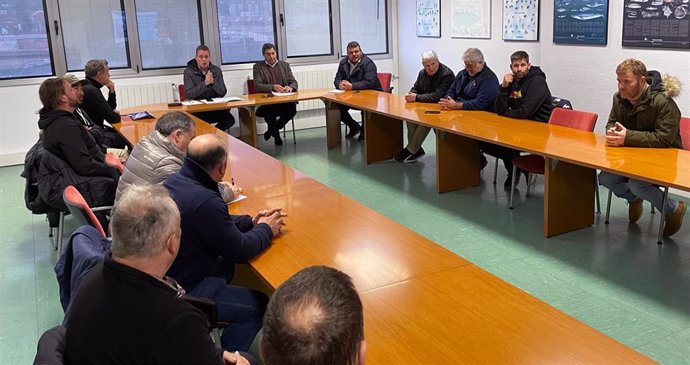 Reunión de Marcelino Marcos con patrones de las cofradías asturianas