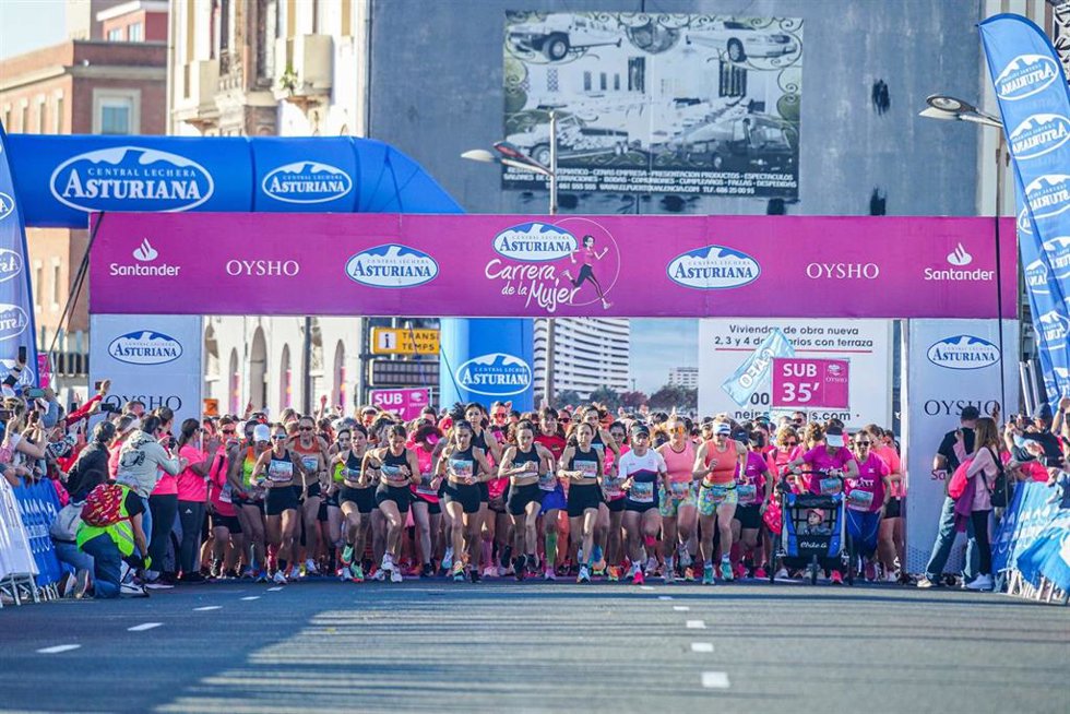 Una de las pruebas del circuito de la Carrera de la Mujer Central Lechera Asturiana.