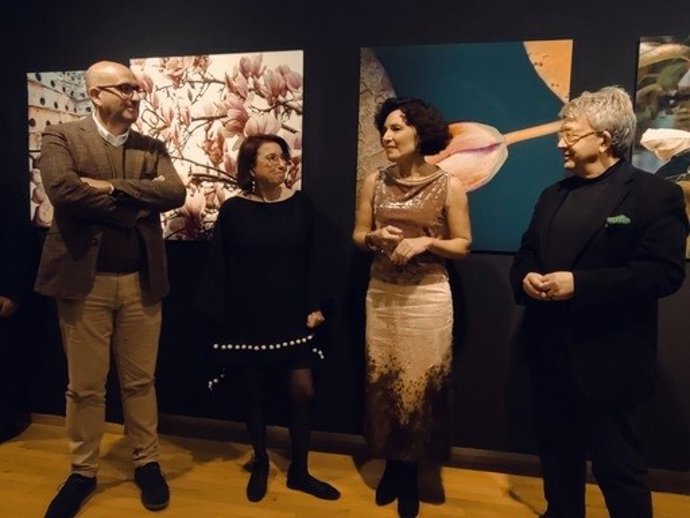 El vicepresidente y diputado provincial de Cultura, Manuel López Mestanza, ha destacado el compromiso de la Diputación de Málaga con la cultura y el apoyo a los creadores de todas las corrientes artísticas.