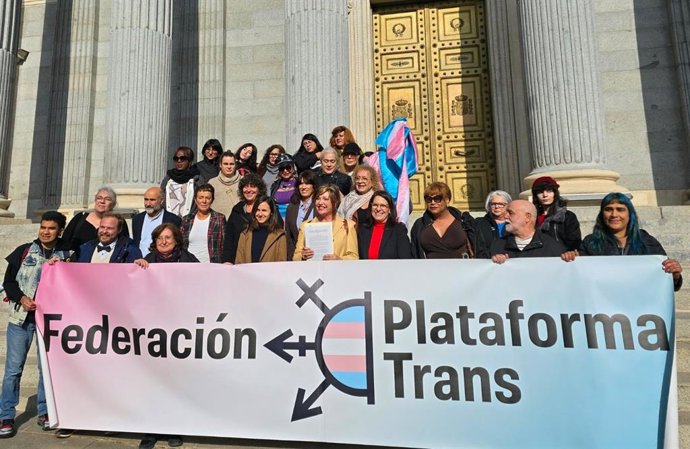 Archivo - Plataforma Trans registra en el Congreso la ley de memoria trans, con apoyo de Podemos, Sumar, EH Bildu, Junts y ERC