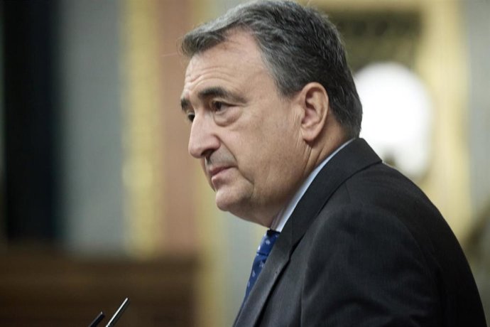 Archivo - El portavoz del PNV en el Congreso, Aitor Esteban, interviene durante una sesión de control al Gobierno, en el Congreso de los Diputados, a 9 de octubre de 2024, en Madrid