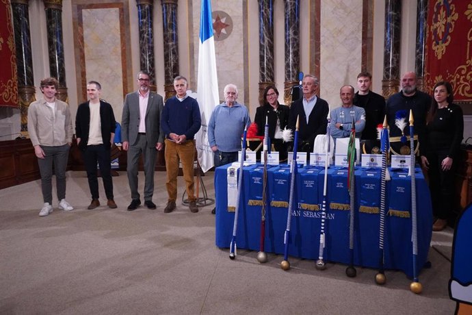 Presentación de la Tamborrada de adultos.