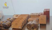 Requisadas más de 230.000 cajetillas de tabaco y 7.000 puros en el aeropuerto de Barajas en 2024