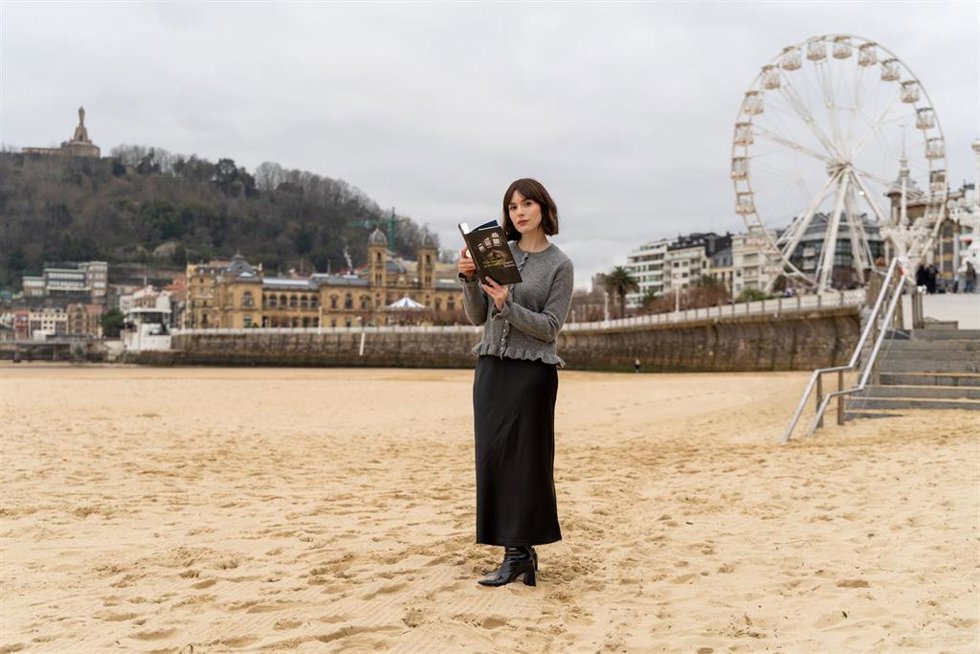 Nagore Suárez en la playa de La Concha de San Sebastián