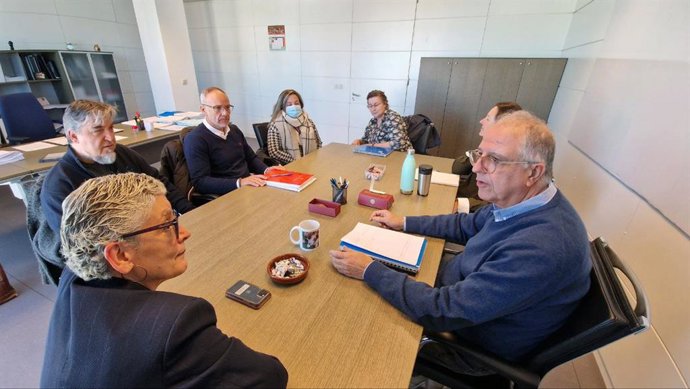 Reunión para el pacto social por la salud mental