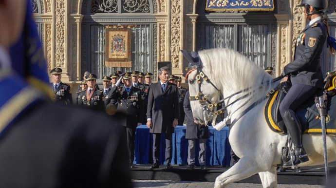 El delegado del Gobierno de España en Andalucía, Pedro Fernández, preside en Sevilla el acto conmemorativo del 201 aniversario de la Policía Nacional.