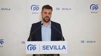 El PP sevillano destaca el cese en Diputación de los exalcaldes de Valencina y Ariscal tras señalarles por sus condenas